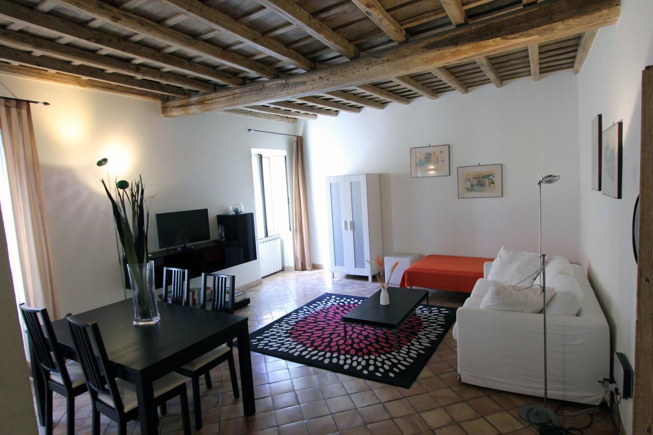 Appartement Mattei Flat à Rome Extérieur photo